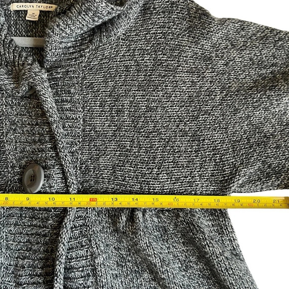 Carolyn Taylor Short Sleeve One Button Cardigan Sweater Gray Size Medium - Picture 8 of 10